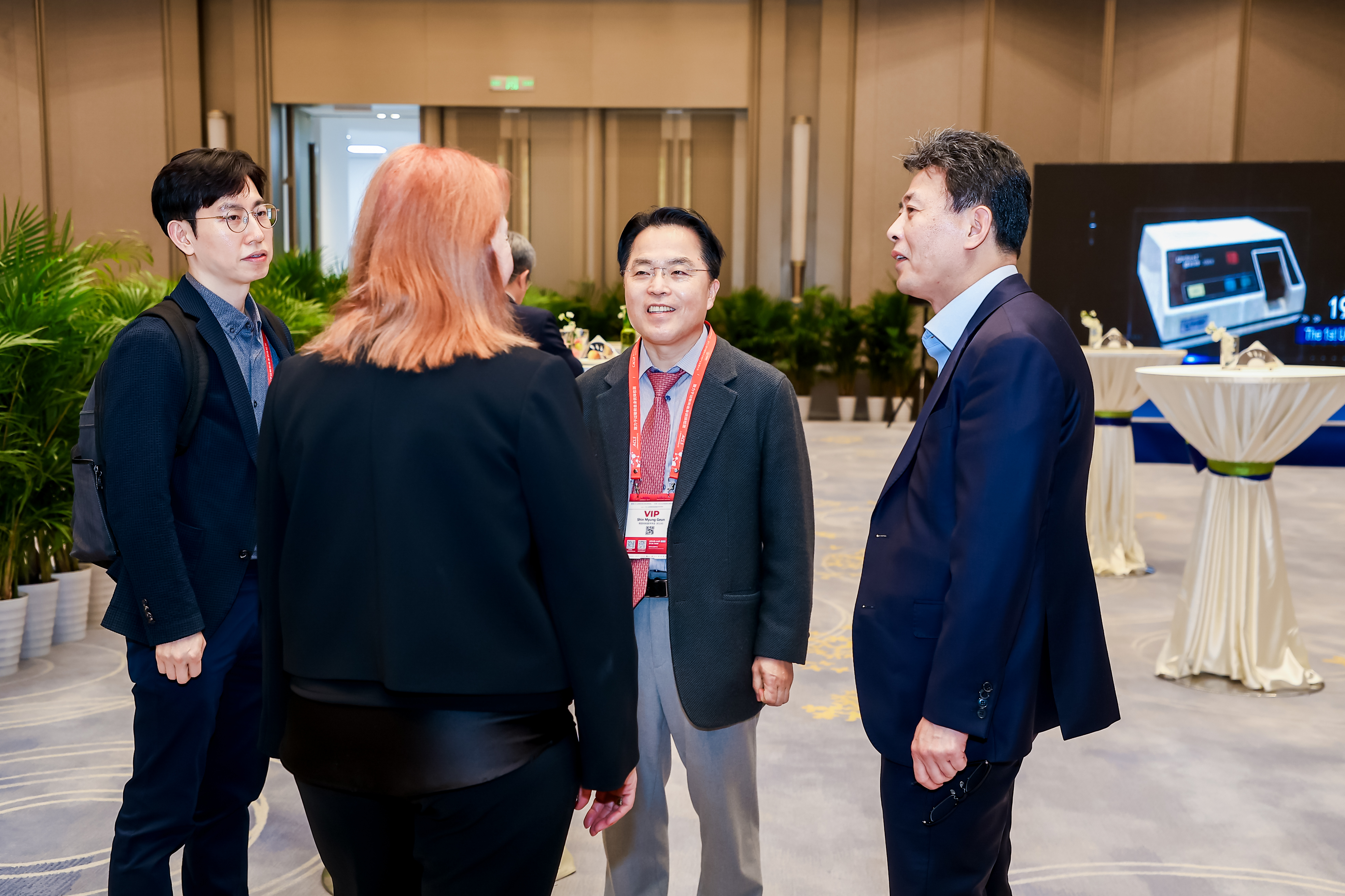 5Y5A2762_3103137419-3532529405