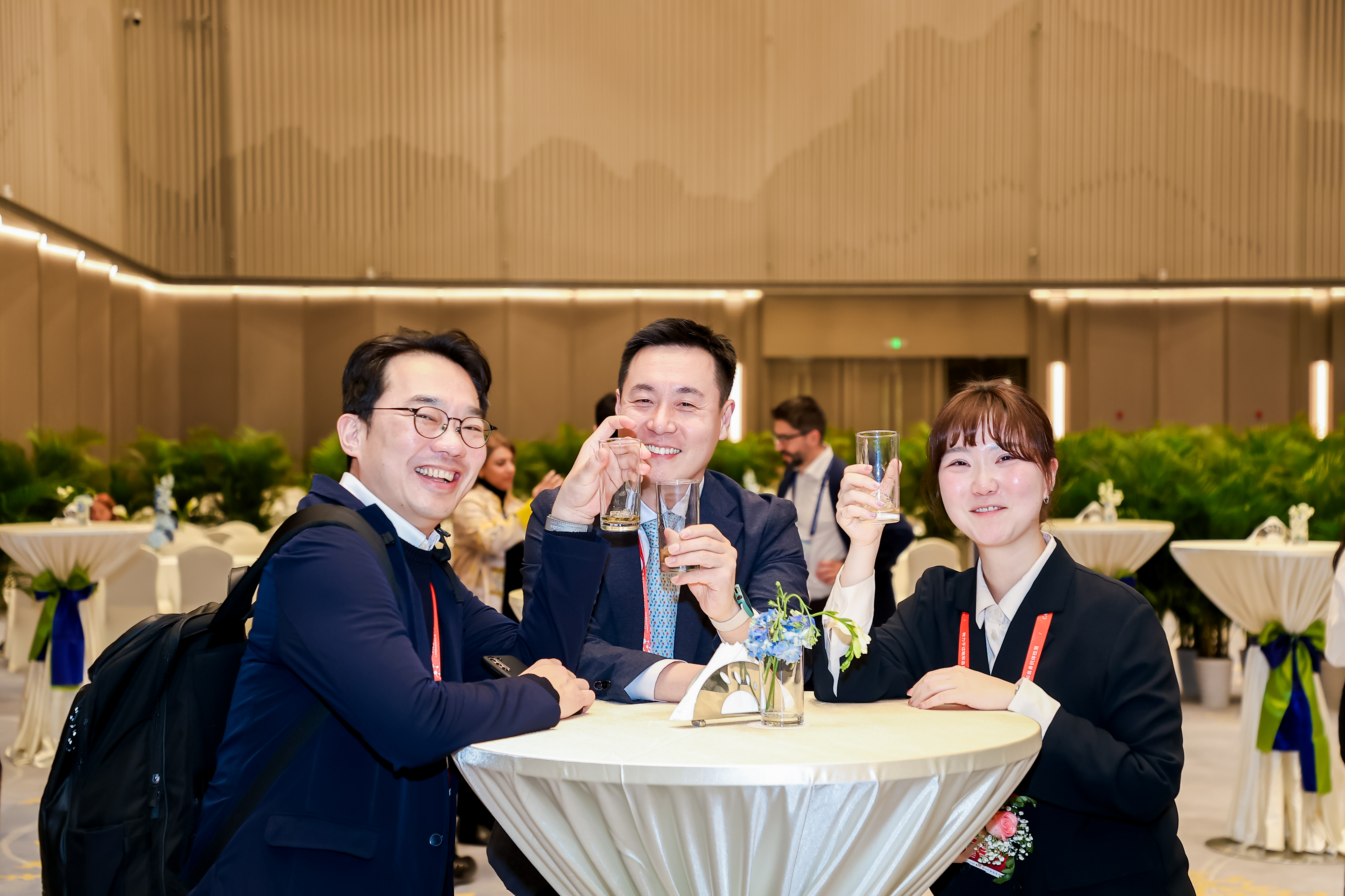 5Y5A2786_3103137419-3532583201