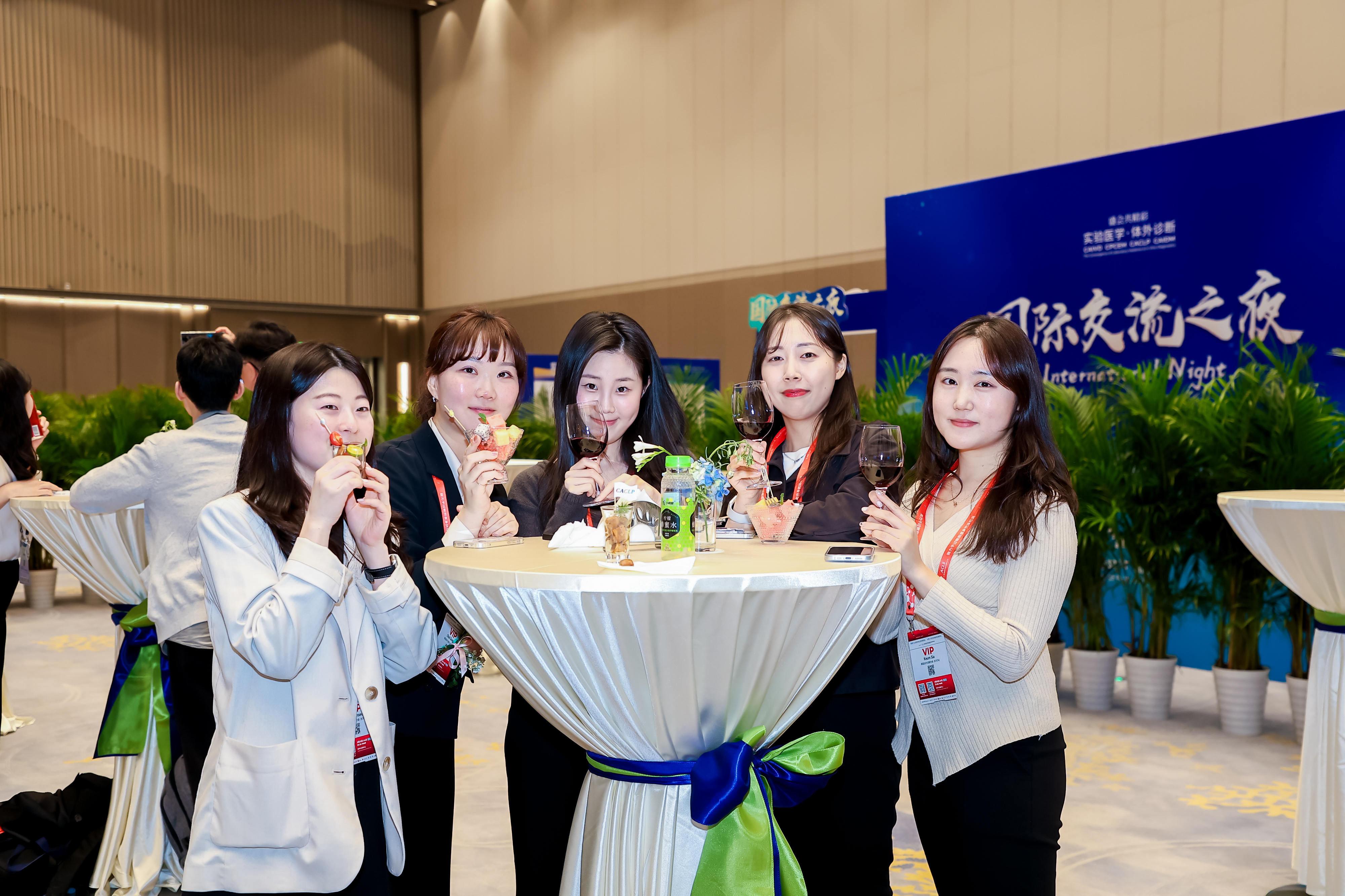 5Y5A2813_3103137419-3532605469