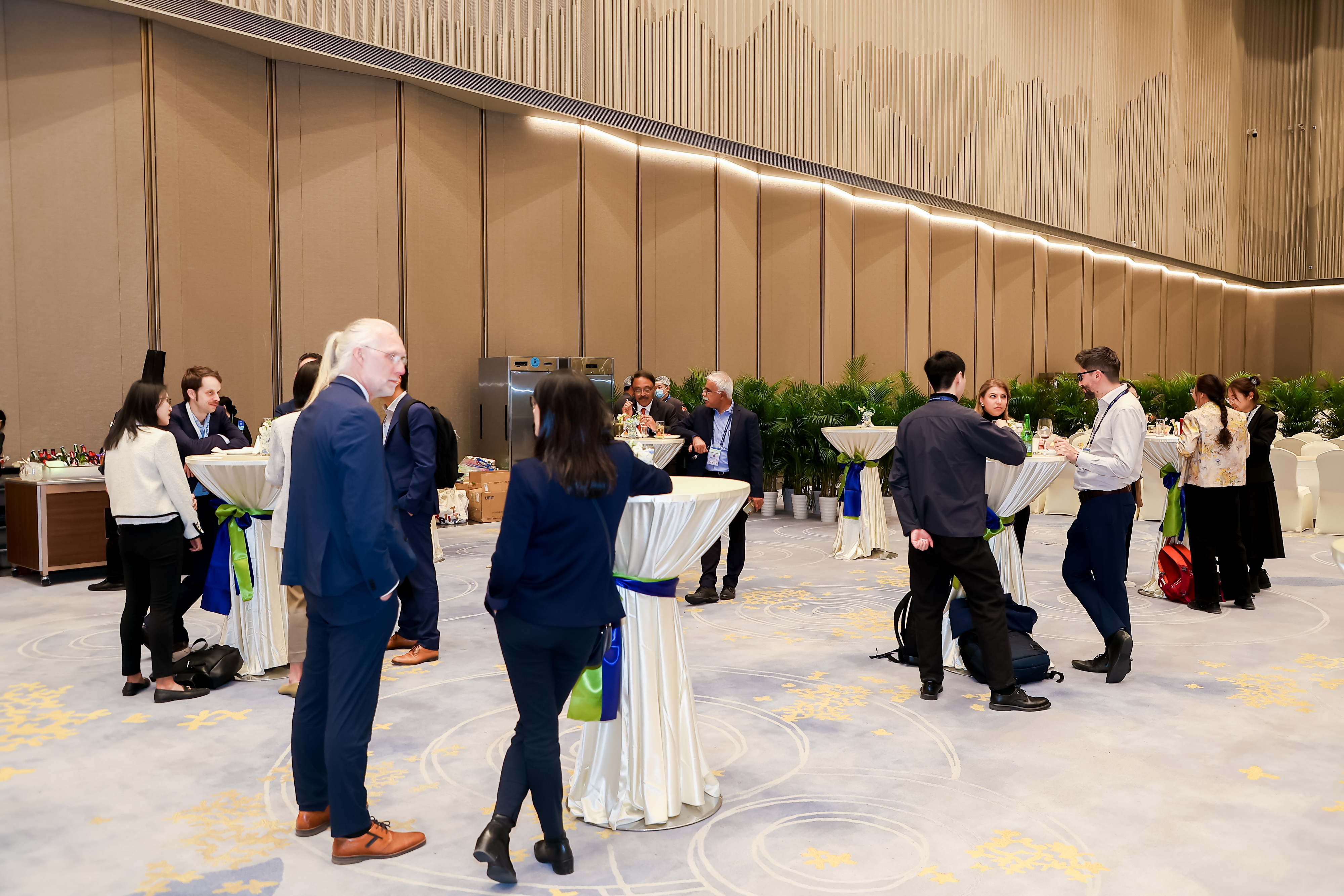 5Y5A2957_3103137419-3532647448