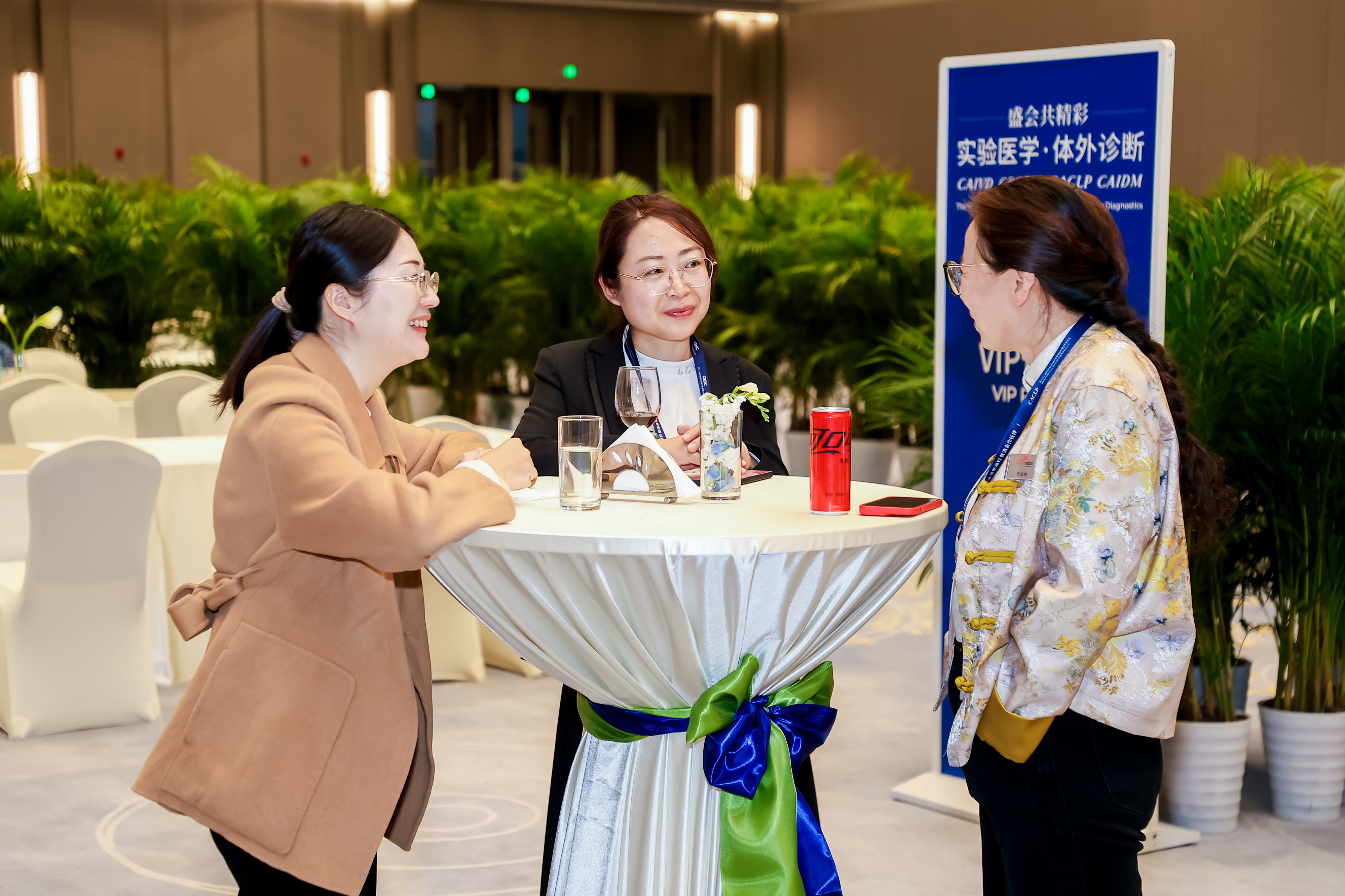 5Y5A2996_3103137419-3532734928