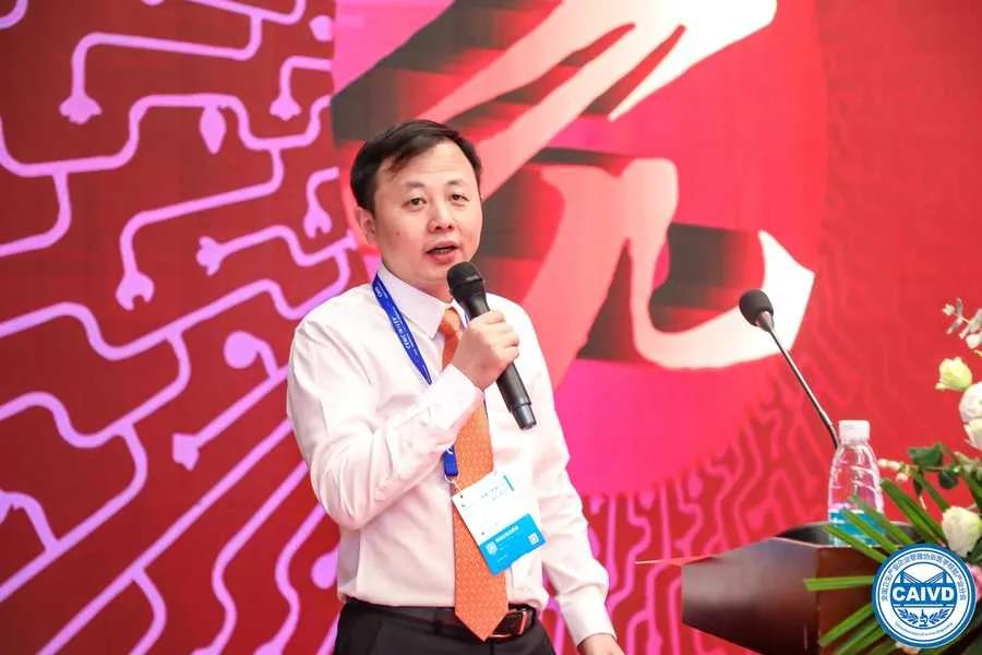 亮检验杨国平.jpg